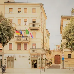 Hotel Trento, Verona